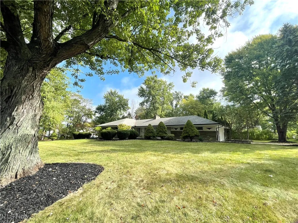 2803 SOM Center Road, Willoughby Hills, Ohio 44094,MLS Now Listing ID