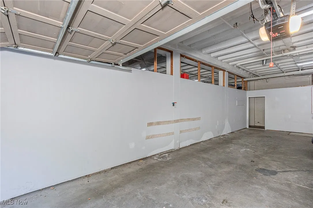 Wonderfully convenient indoor parking
