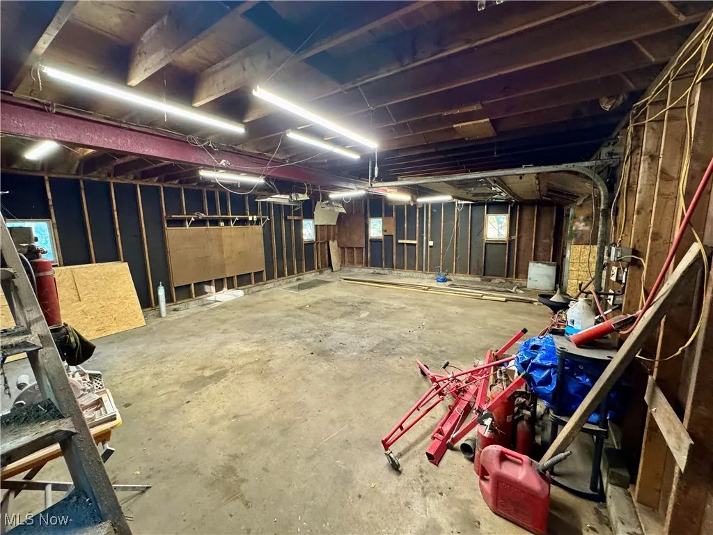 8141 Euclid Chardon Road, Kirtland, Ohio 44094,MLS Now Listing ID