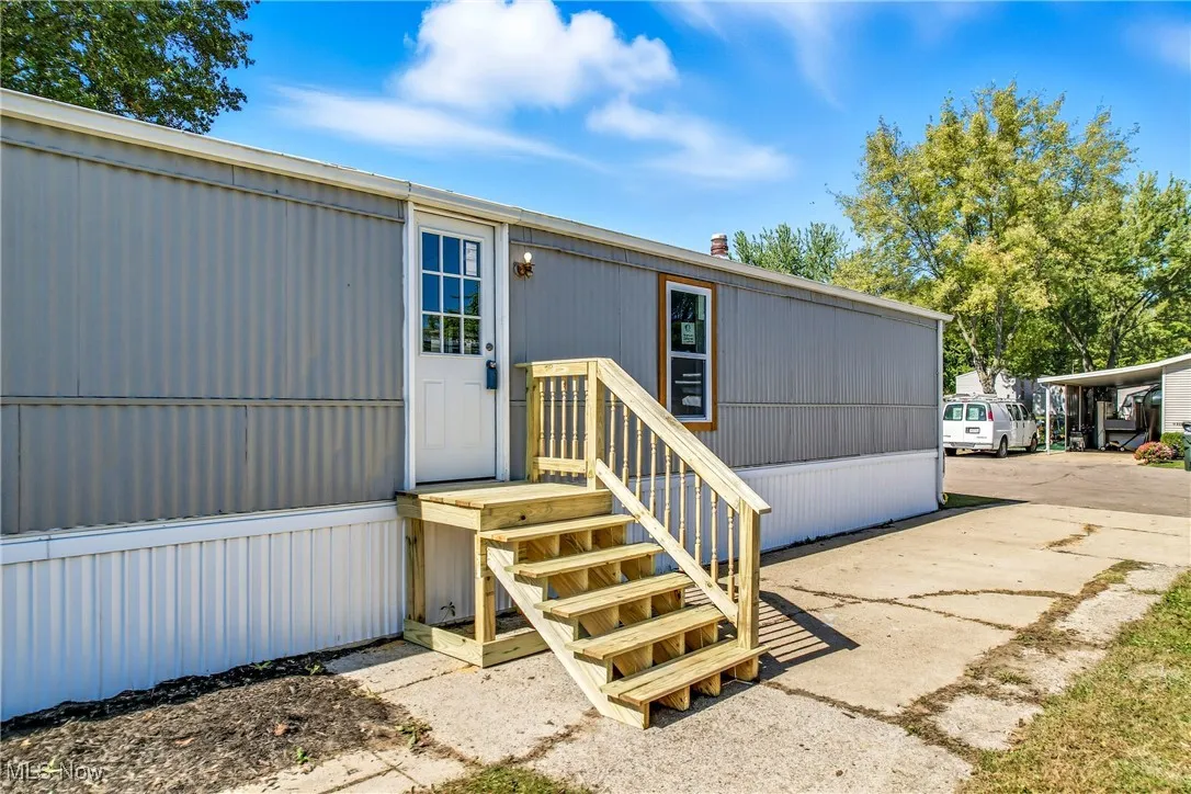 11 Redwood Drive, Beloit, Ohio 44609,MLS Now Listing ID