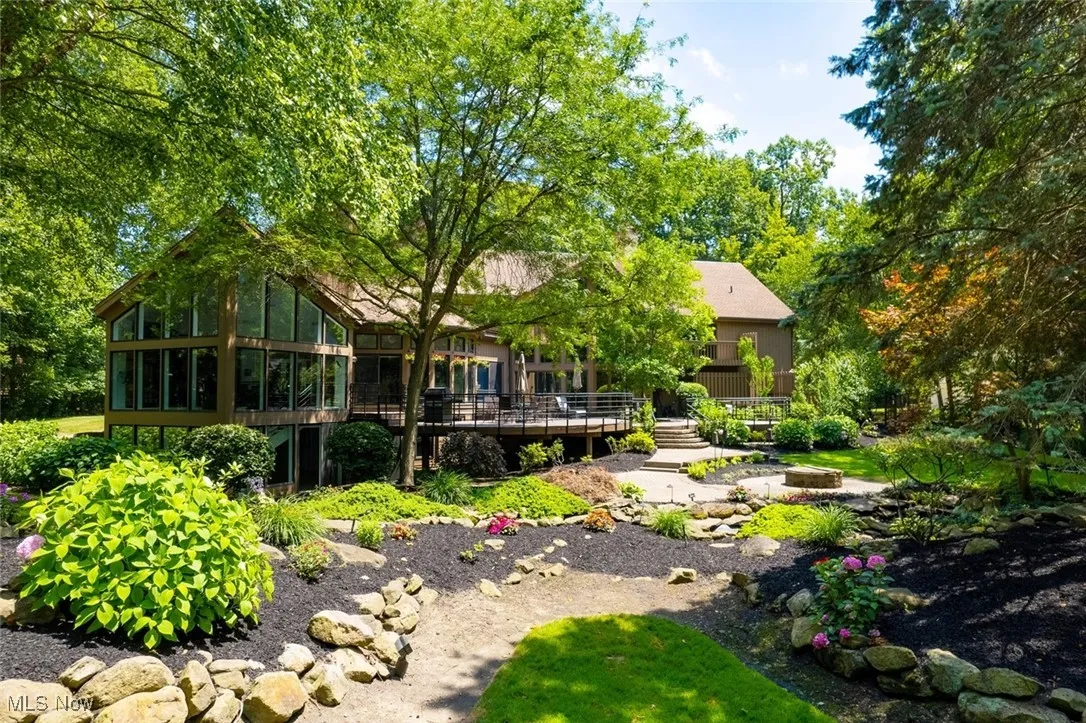 2565 Cedarwood Road, Pepper Pike, Ohio 44124,MLS Now Listing ID