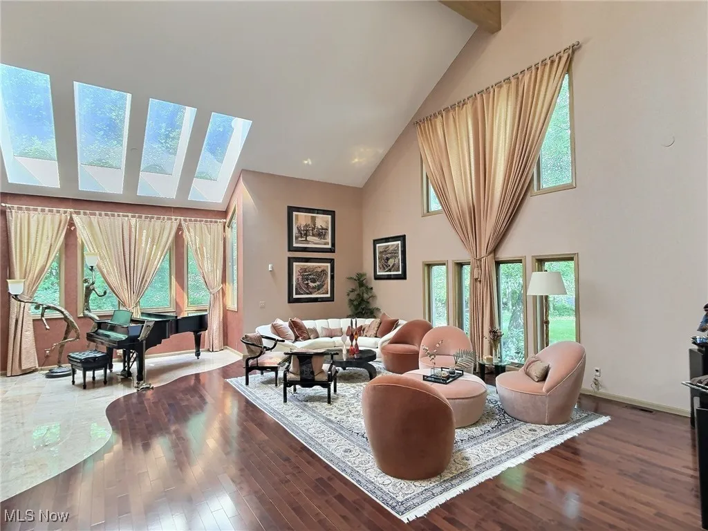 2565 Cedarwood Road, Pepper Pike, Ohio 44124,MLS Now Listing ID
