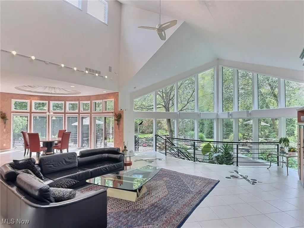 2565 Cedarwood Road, Pepper Pike, Ohio 44124,MLS Now Listing ID
