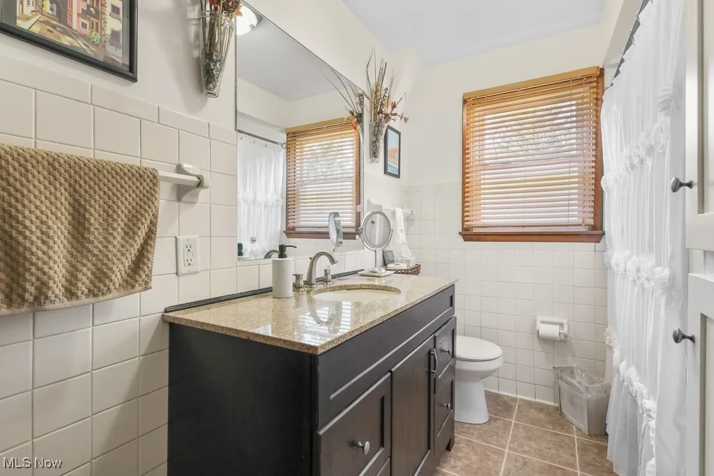 5555 Stuber Drive, Canton, Ohio 44718,MLS Now Listing ID