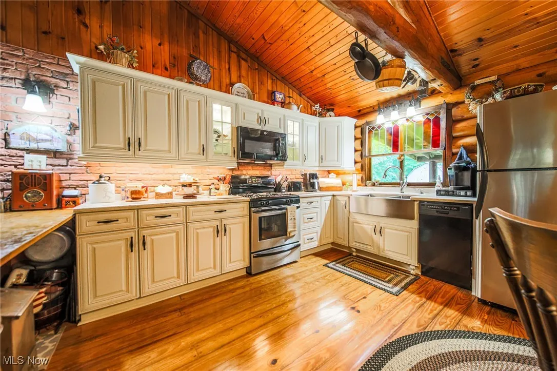 327 Township Road 350, Sullivan, Ohio 44880,MLS Now Listing ID