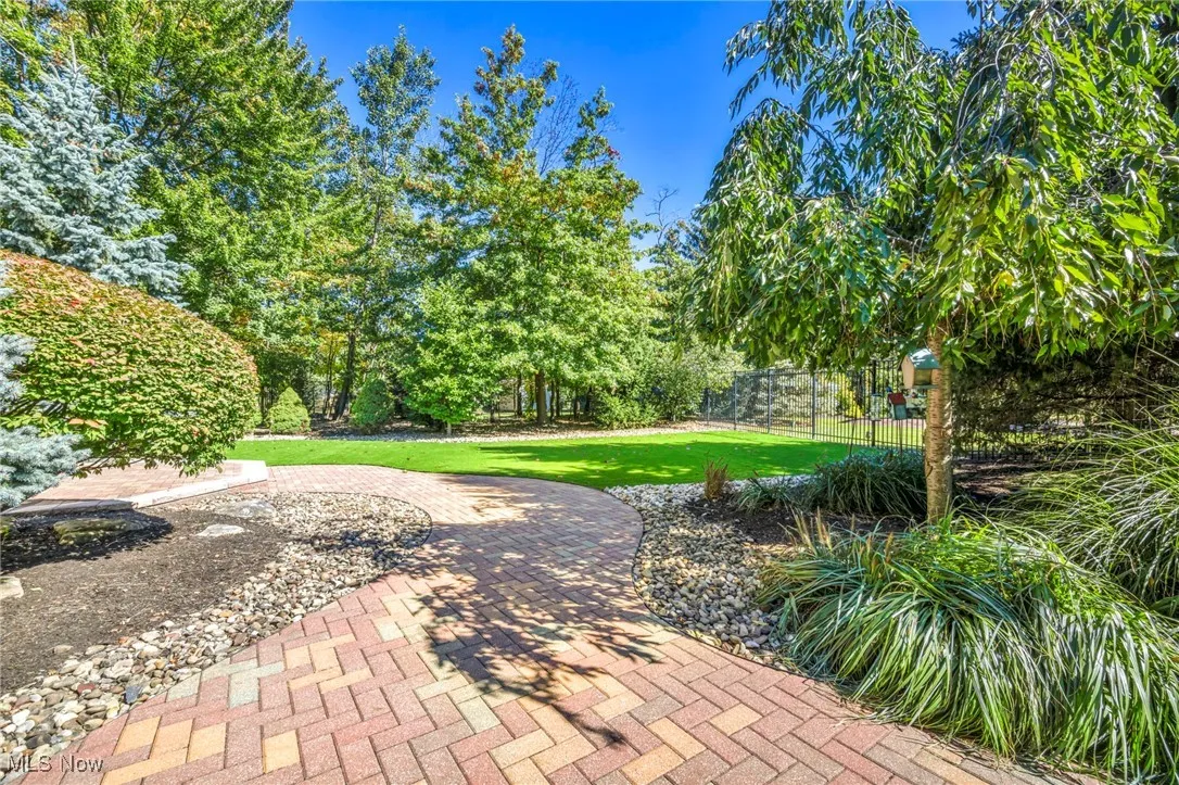 651 Clinton Lane, Highland Heights, Ohio 44143,MLS Now Listing ID