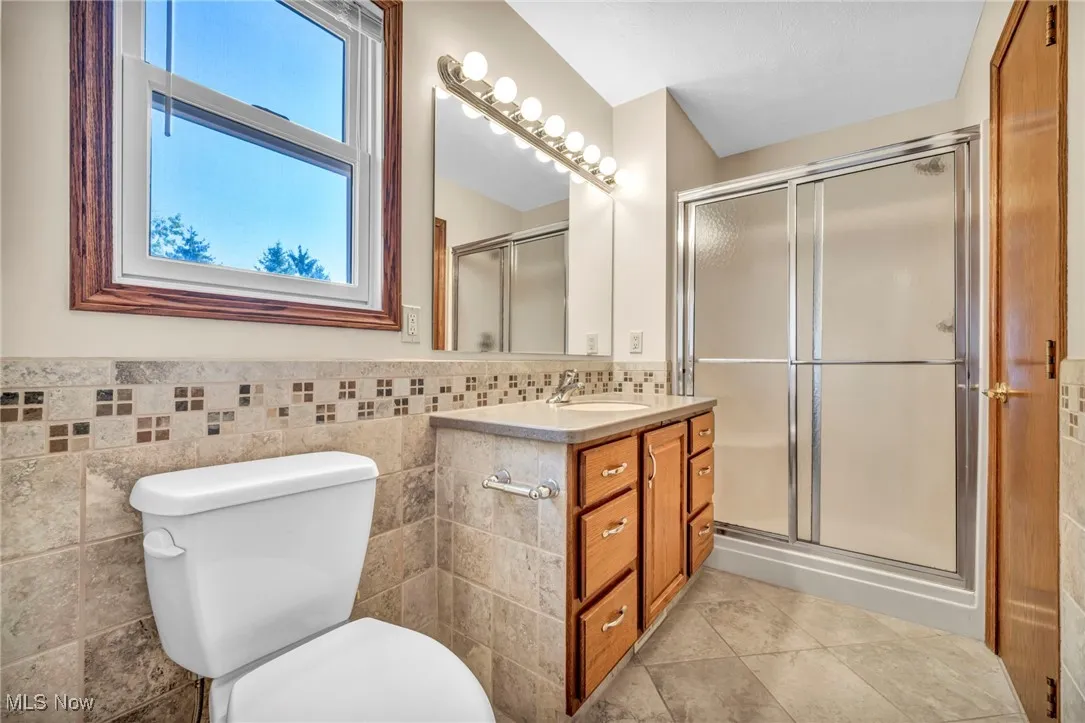 651 Clinton Lane, Highland Heights, Ohio 44143,MLS Now Listing ID