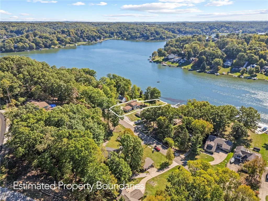 158 W Mohawk Drive, Malvern, Ohio 44644,MLS Now Listing ID