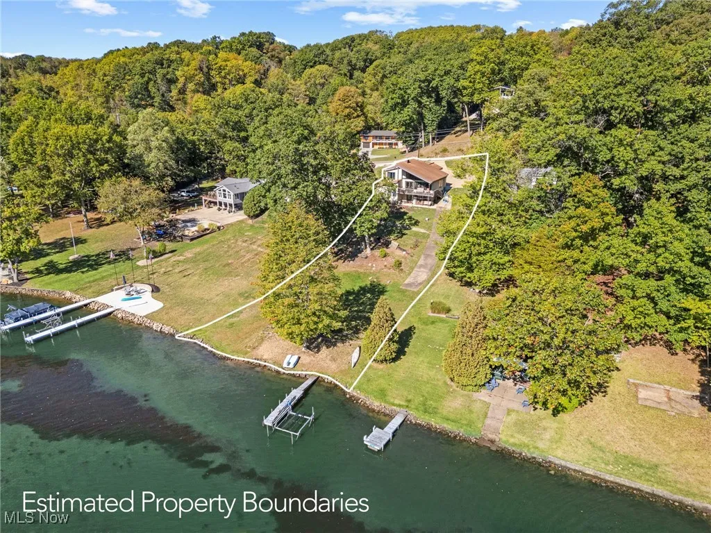 158 W Mohawk Drive, Malvern, Ohio 44644,MLS Now Listing ID