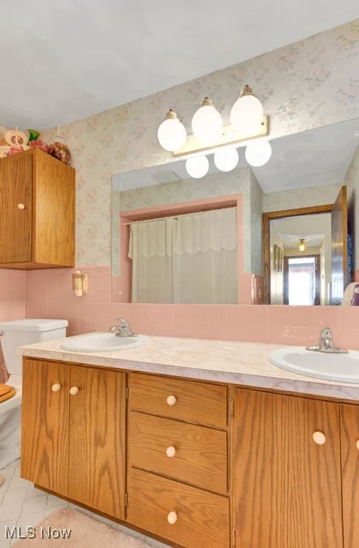Double vanity
