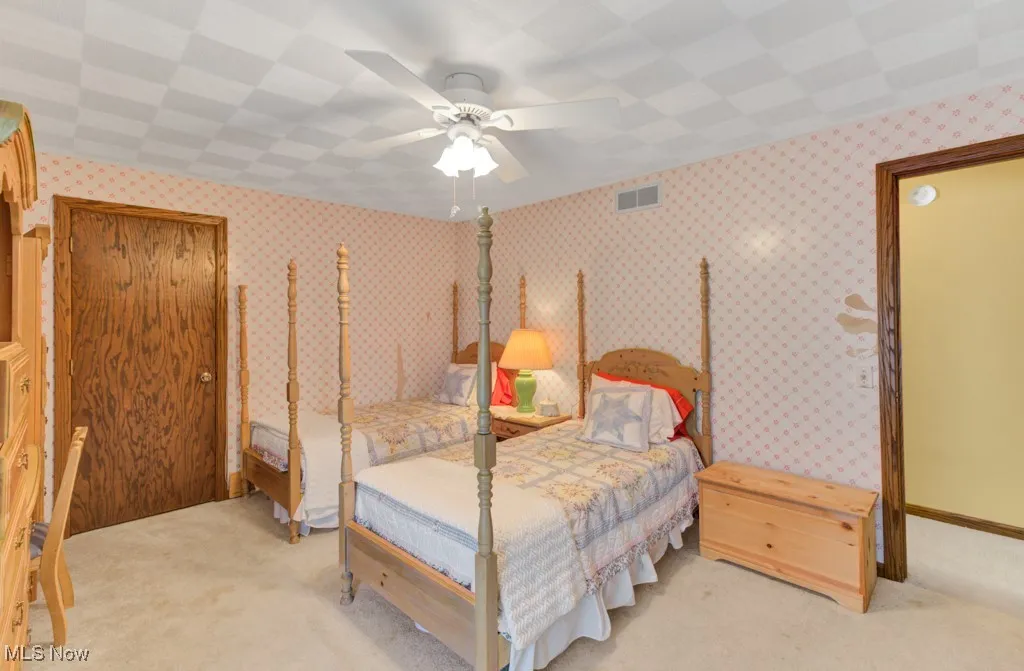 Large bedroom with walk in closet.