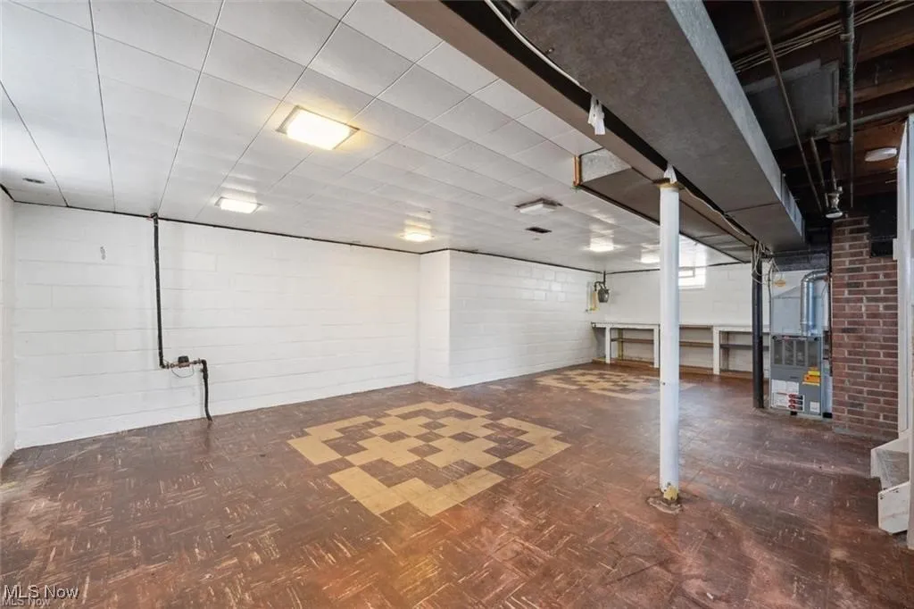 Basement with heating unit