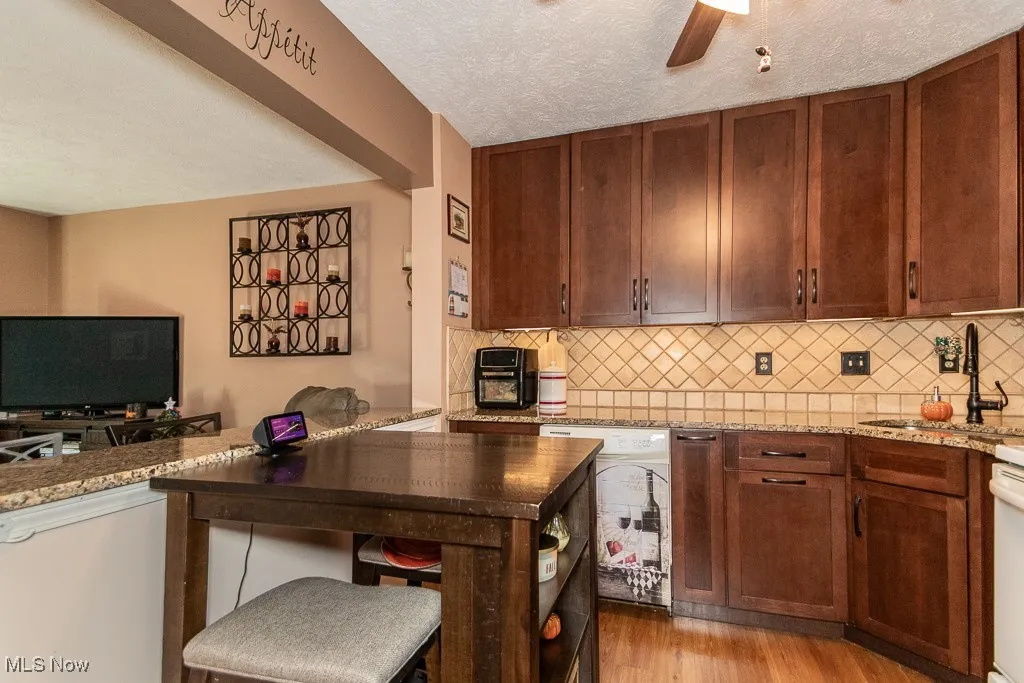 1285 Leeward Lane # B, Willoughby, Ohio 44094,MLS Now Listing ID