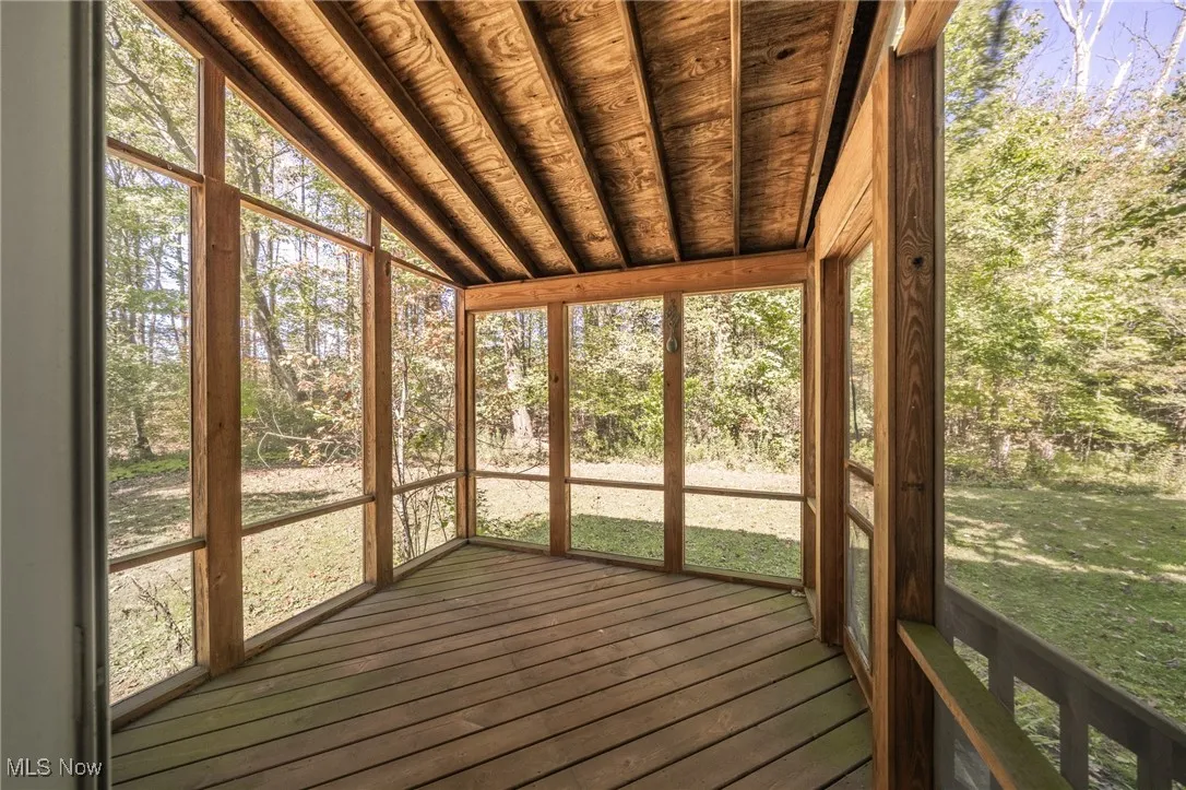 Screened in porch