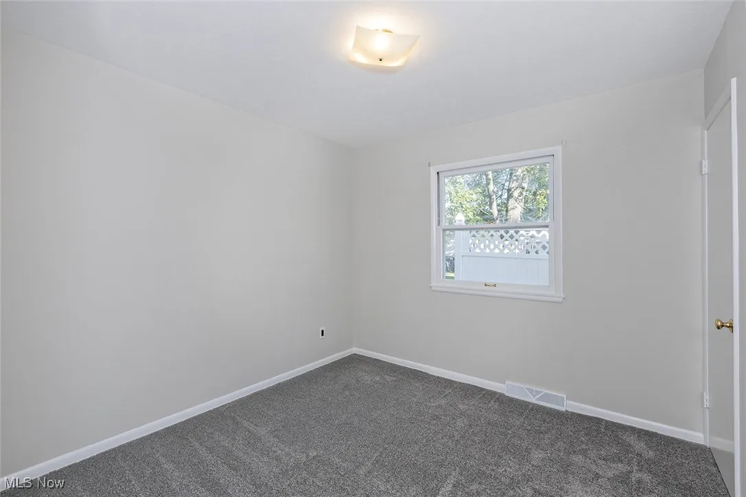 Bedroom  and carpet flooring