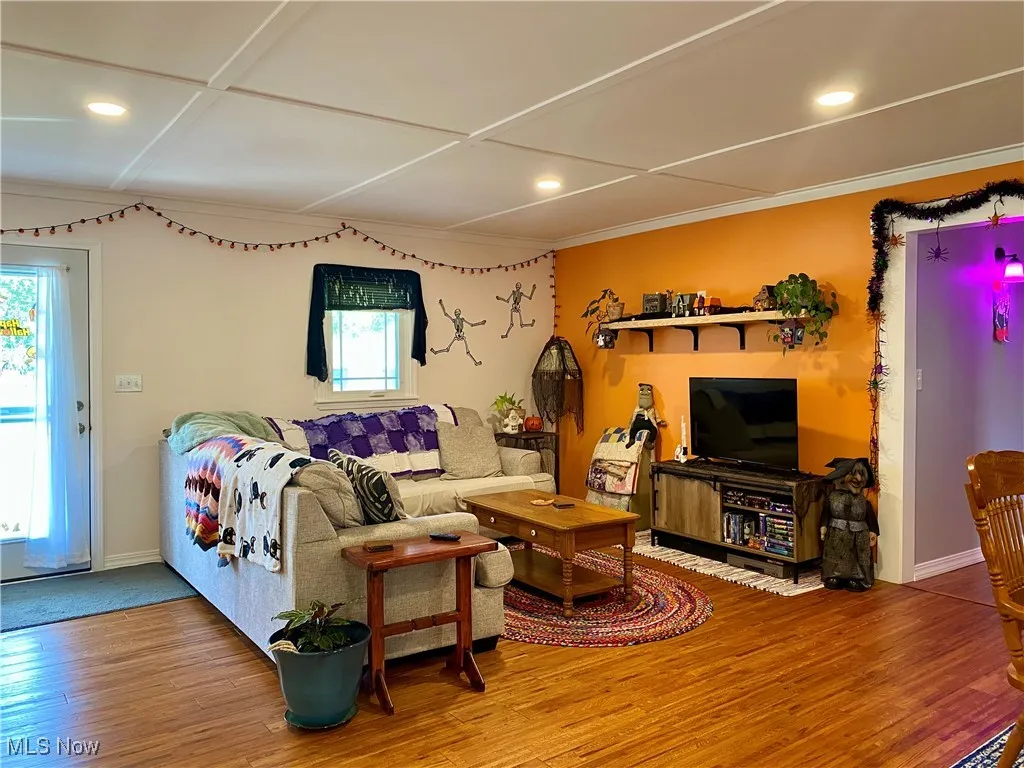 821 Main Street, Ashland, Ohio 44805,MLS Now Listing ID