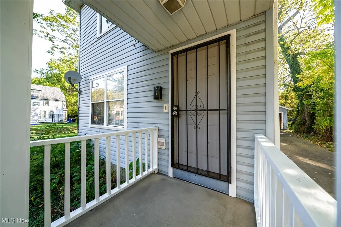569 E 101st Street, Cleveland, Ohio 44108,MLS Now Listing ID
