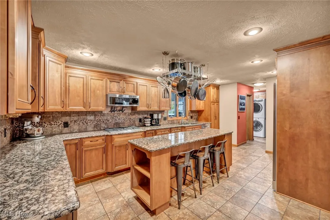 9065 Johnnycake Ridge Road, Mentor, Ohio 44060,MLS Now Listing ID
