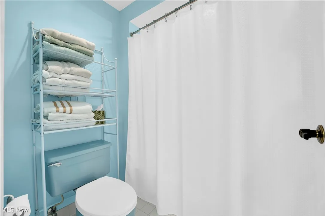 Separate room for sink and additional space for the shower/tub- very well designed