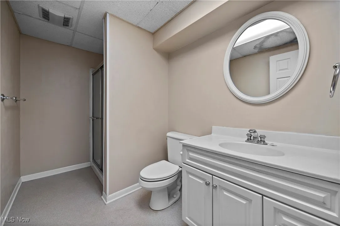 Full bath in basement