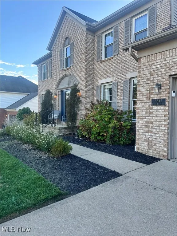 5845 Royal Hill Circle, Canton, Ohio 44721,MLS Now Listing ID