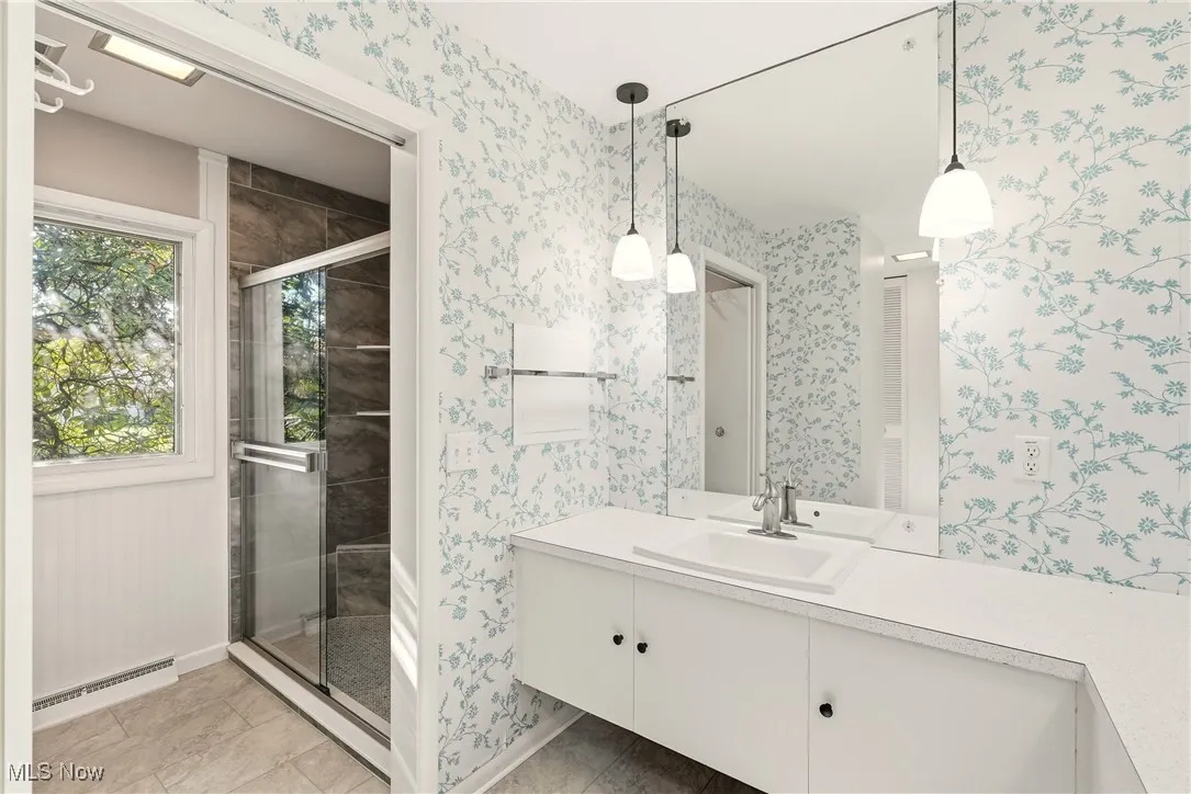 Large shower area