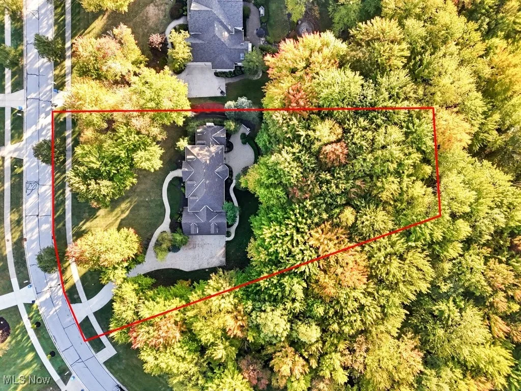 7485 Stockwood Drive, Solon, Ohio 44139,MLS Now Listing ID
