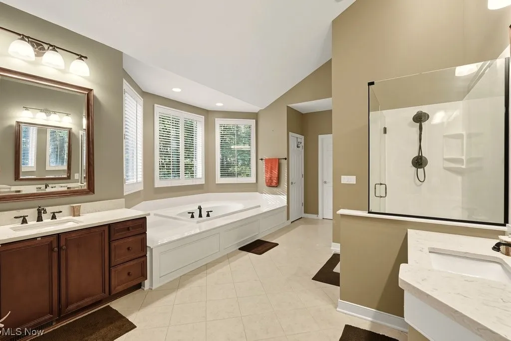 7485 Stockwood Drive, Solon, Ohio 44139,MLS Now Listing ID