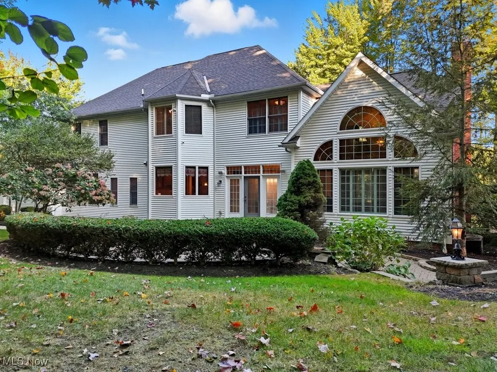 7485 Stockwood Drive, Solon, Ohio 44139,MLS Now Listing ID