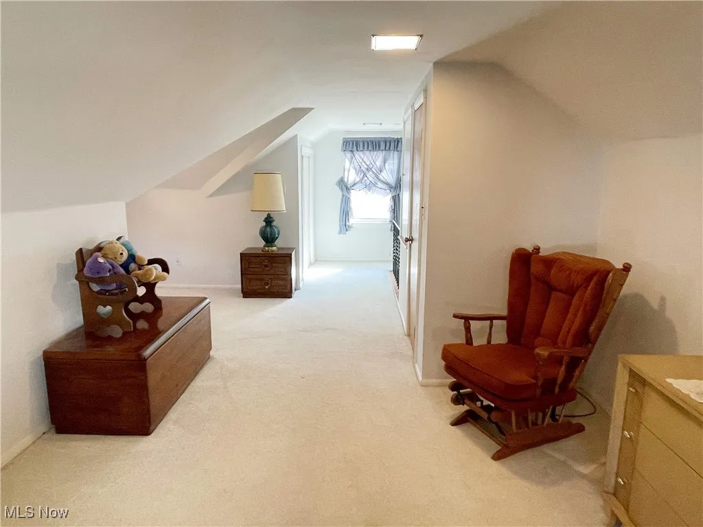 2nd floor bedroom