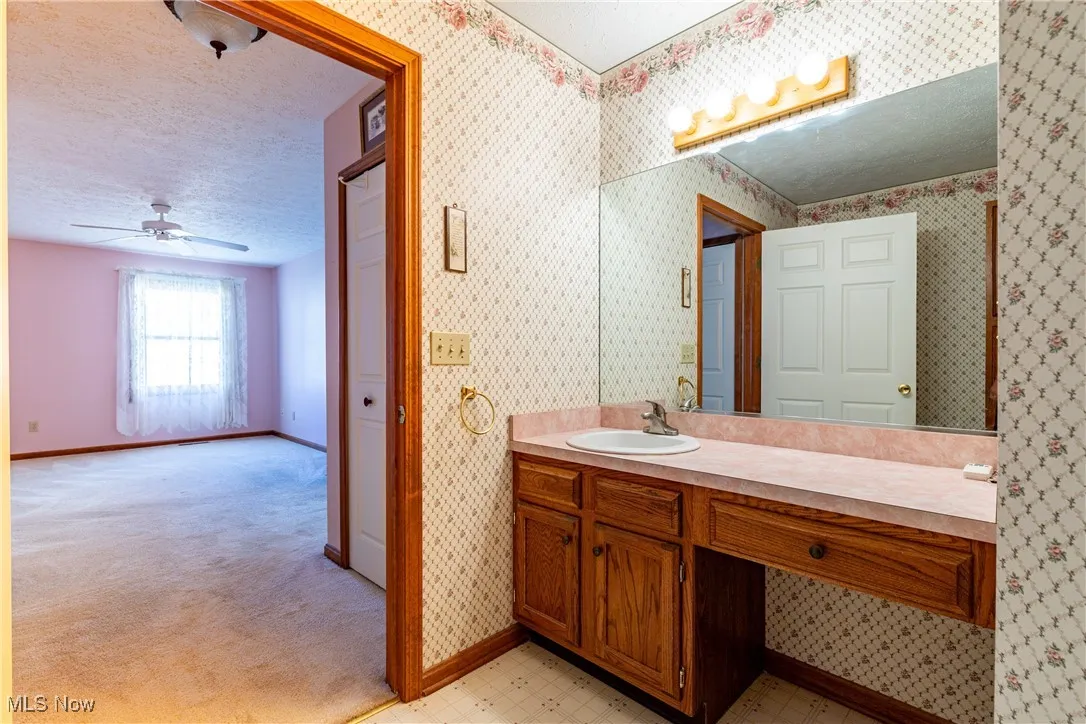 Ensuite bathroom