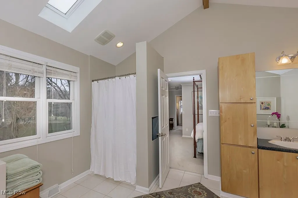 318 Hillside Lane, Chagrin Falls, Ohio 44022,MLS Now Listing ID