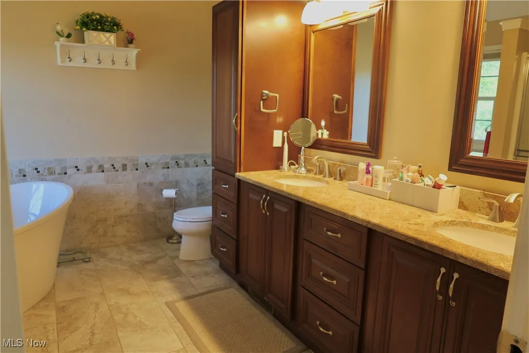 20424 W Scotch Pine Way, Strongsville, Ohio 44149,MLS Now Listing ID