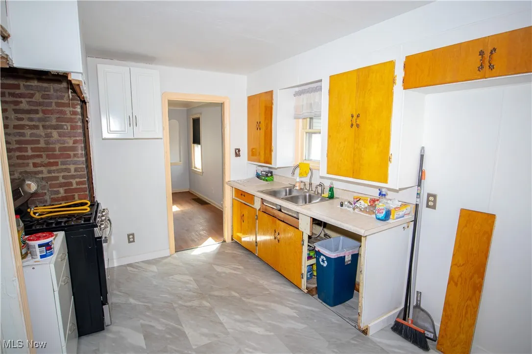 1516 Amberley Avenue, Cleveland, Ohio 44109,MLS Now Listing ID