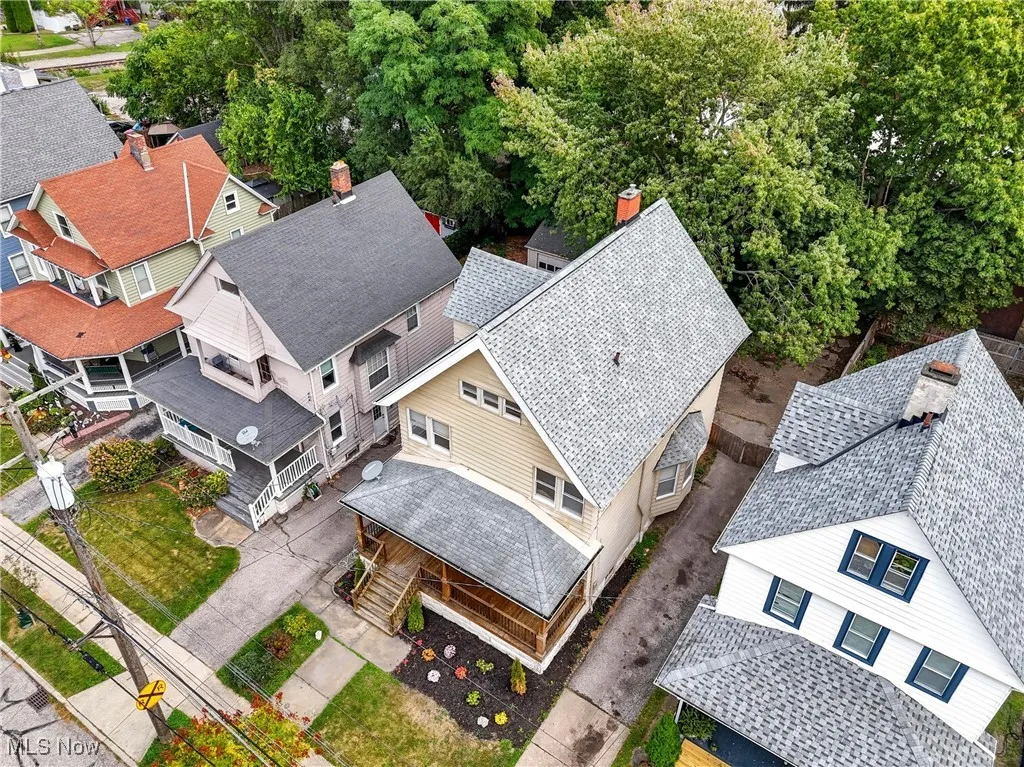 Aerial perspective of suburban area
