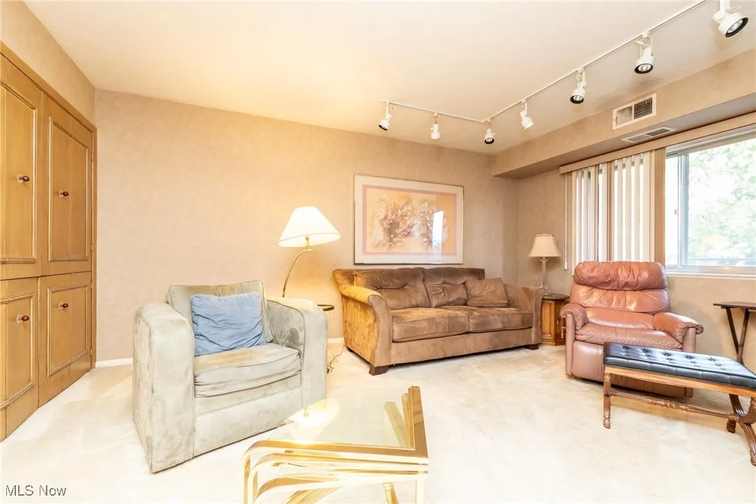 2202 Acacia Park Drive # 2219, Lyndhurst, Ohio 44124,MLS Now Listing ID