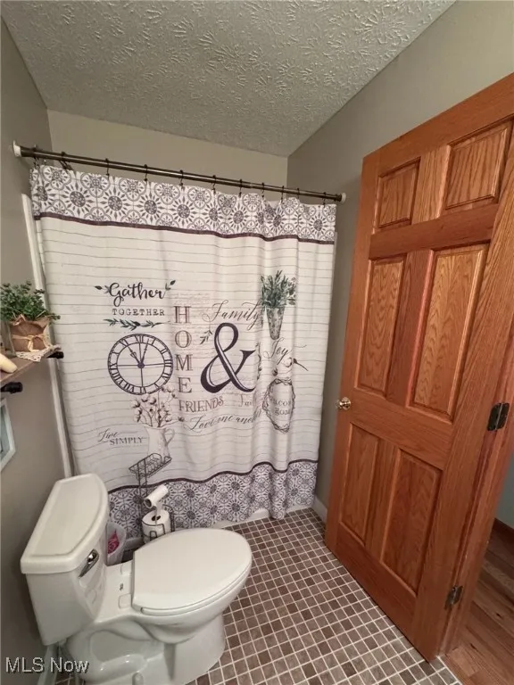 9060 Sandy Oaks Trail, Chardon, Ohio 44024,MLS Now Listing ID