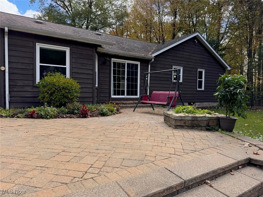 9060 Sandy Oaks Trail, Chardon, Ohio 44024,MLS Now Listing ID
