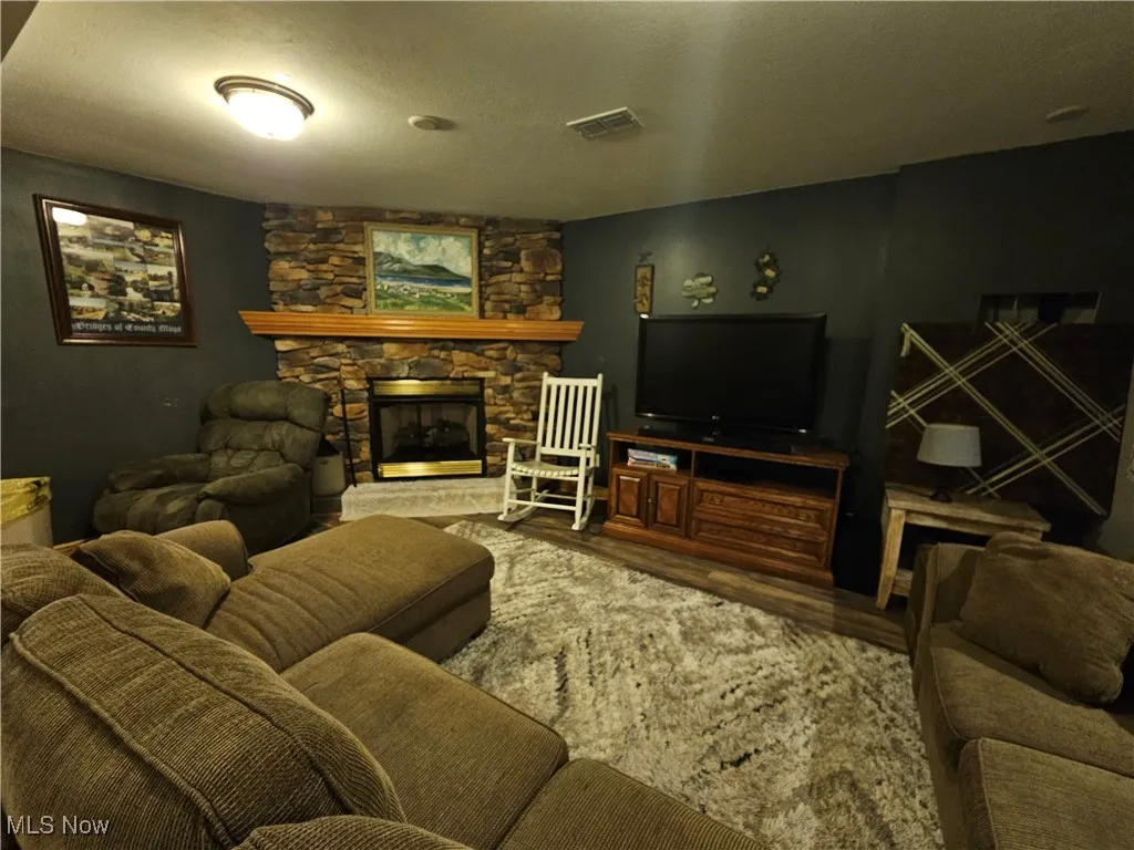 9060 Sandy Oaks Trail, Chardon, Ohio 44024,MLS Now Listing ID