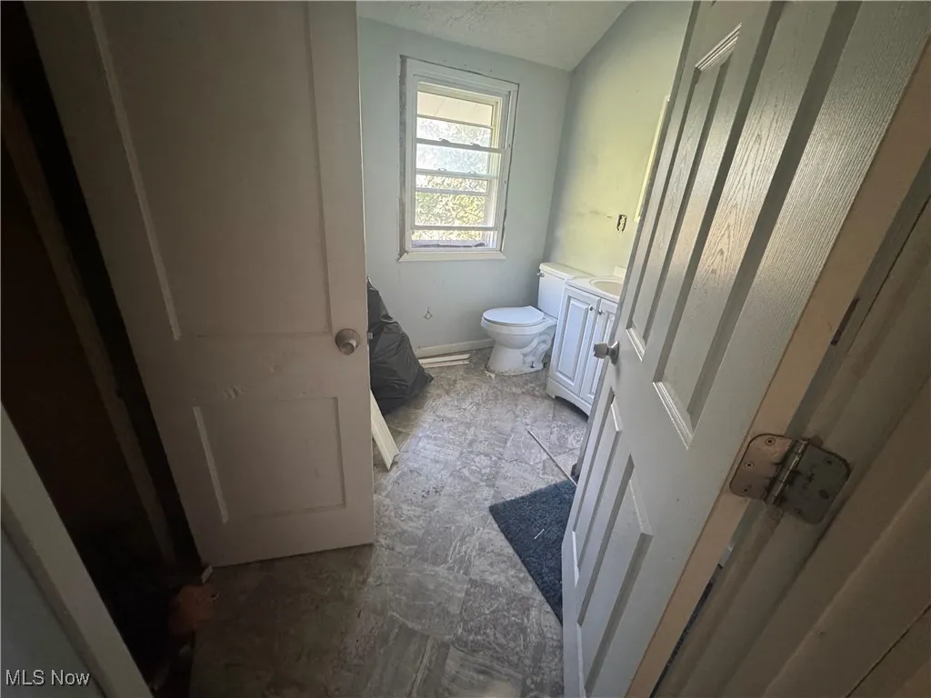 1046 W 21st Street, Lorain, Ohio 44052,MLS Now Listing ID
