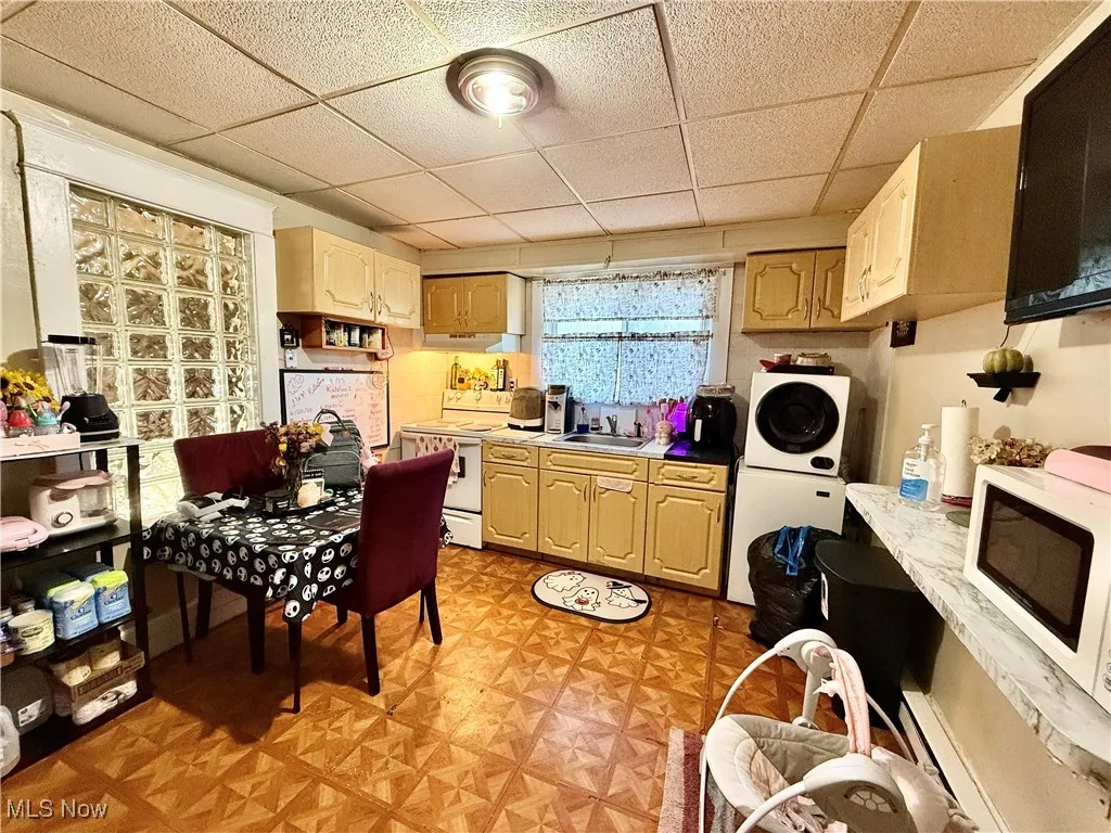 Apartment 3