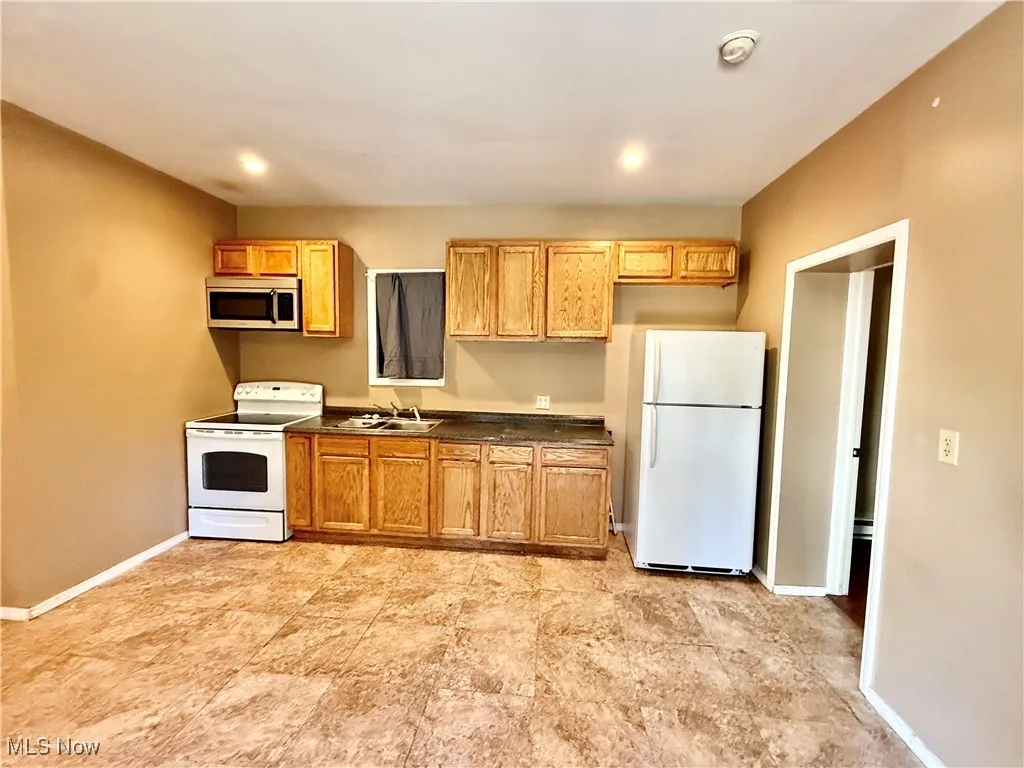 Apartment 4