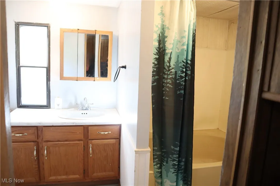 29 Thomas, Middlefield, Ohio 44062,MLS Now Listing ID