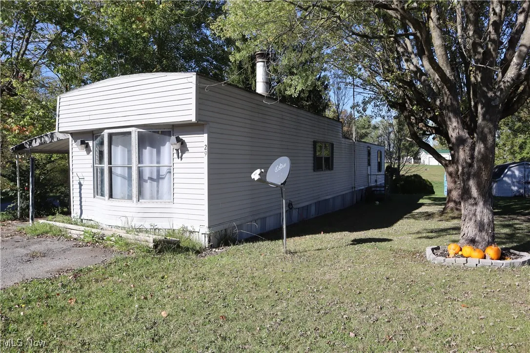 29 Thomas, Middlefield, Ohio 44062,MLS Now Listing ID