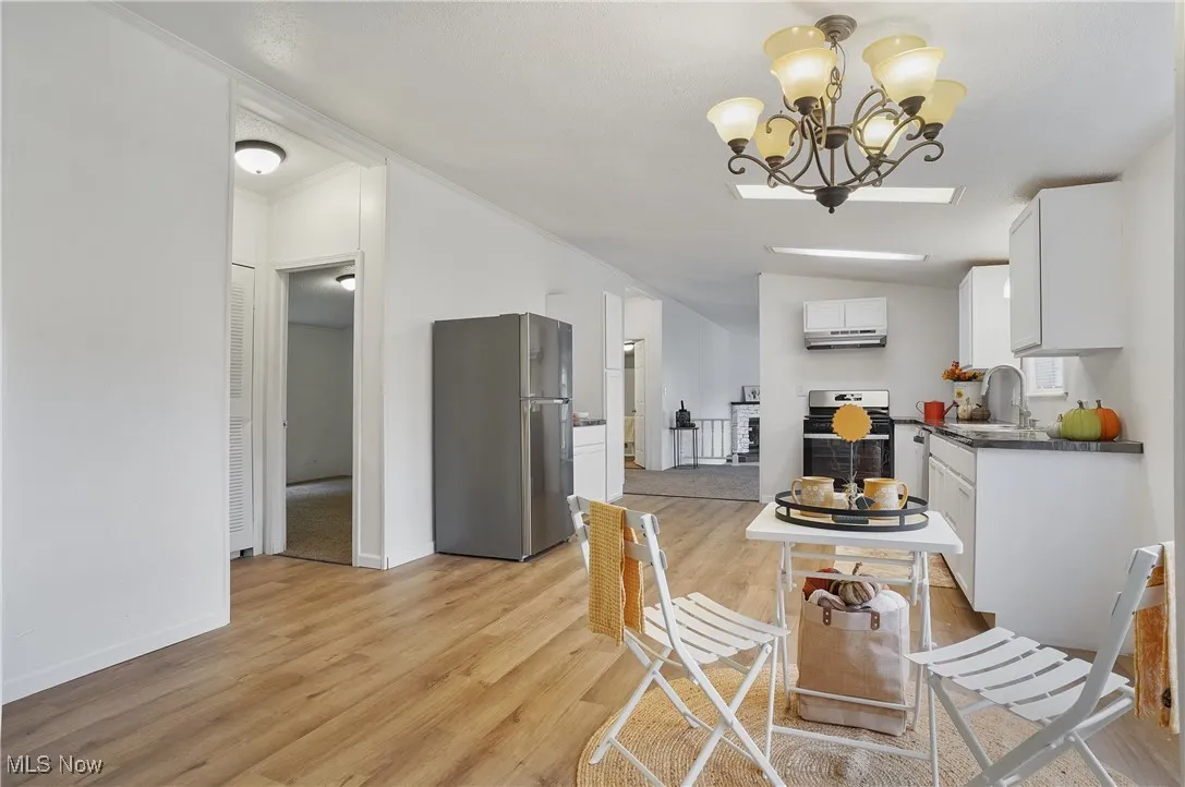 Another view of eating area in the kitchen.