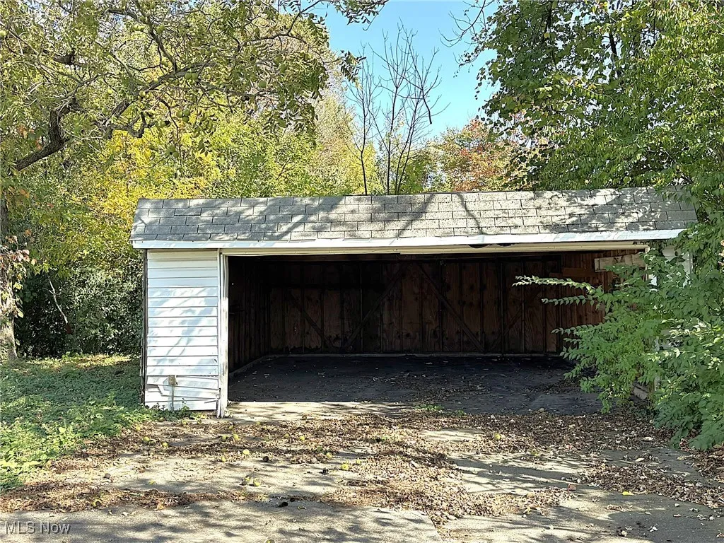 View of outdoor structure