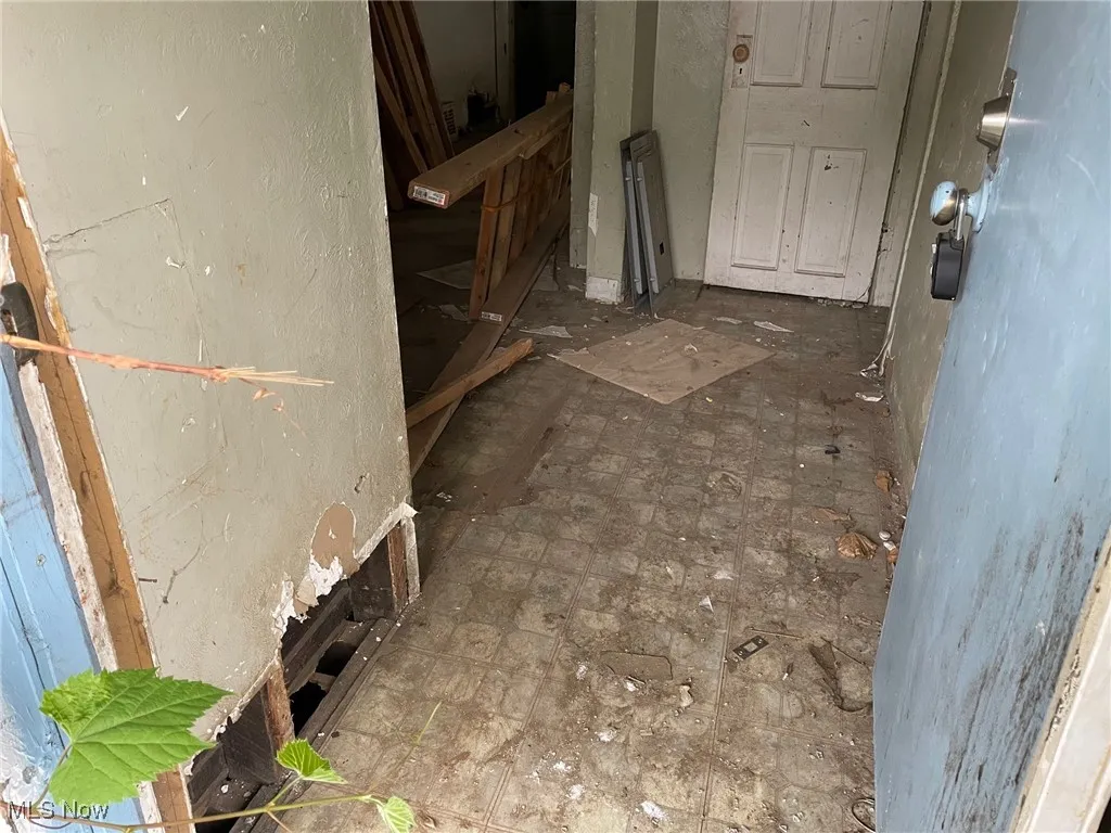 1st floor photos