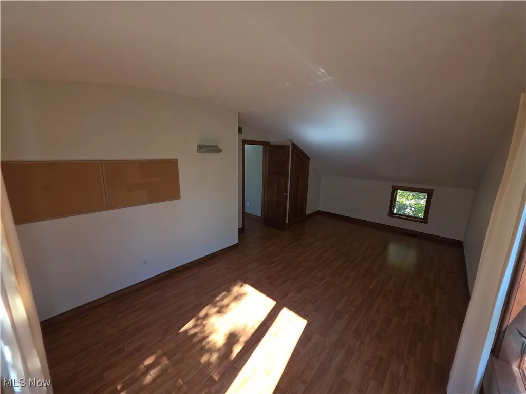 3rd Floor Bedroom/office