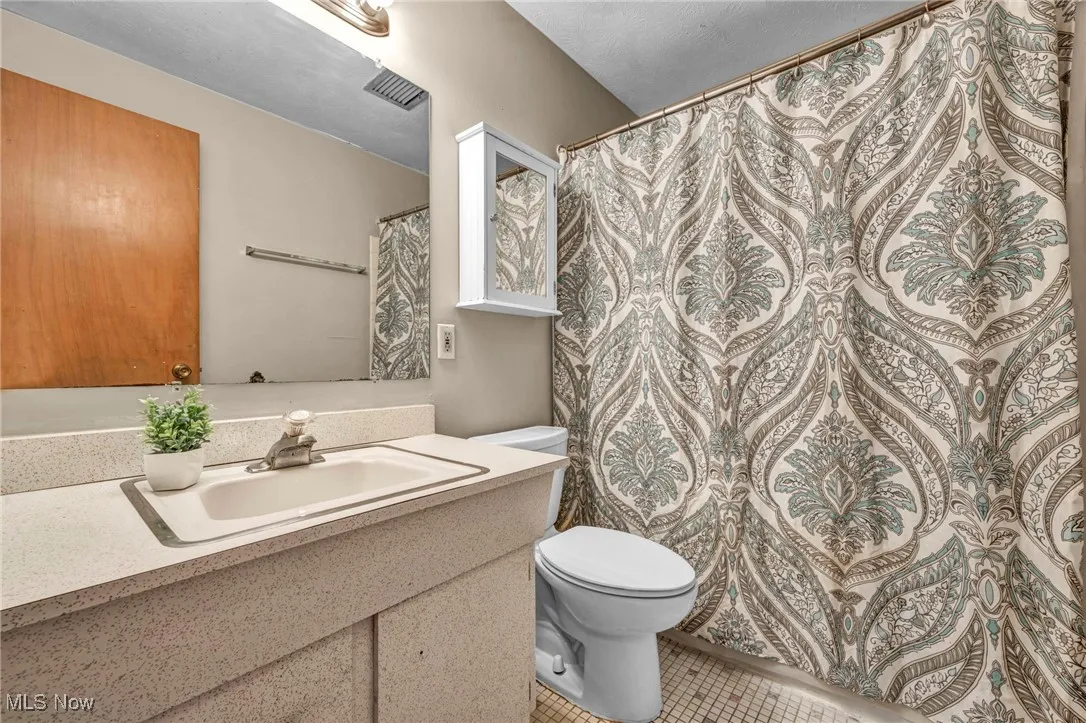 1480 Warren Road, Lakewood, Ohio 44107,MLS Now Listing ID