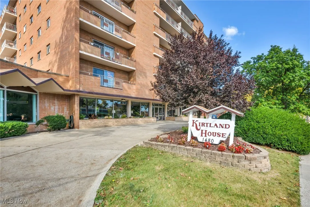 1480 Warren Road, Lakewood, Ohio 44107,MLS Now Listing ID